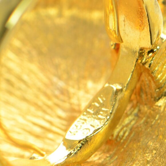 Kenneth Jay Lane KJL Crystal & Pearl Large Paisley Ring - Picture 6 of 6